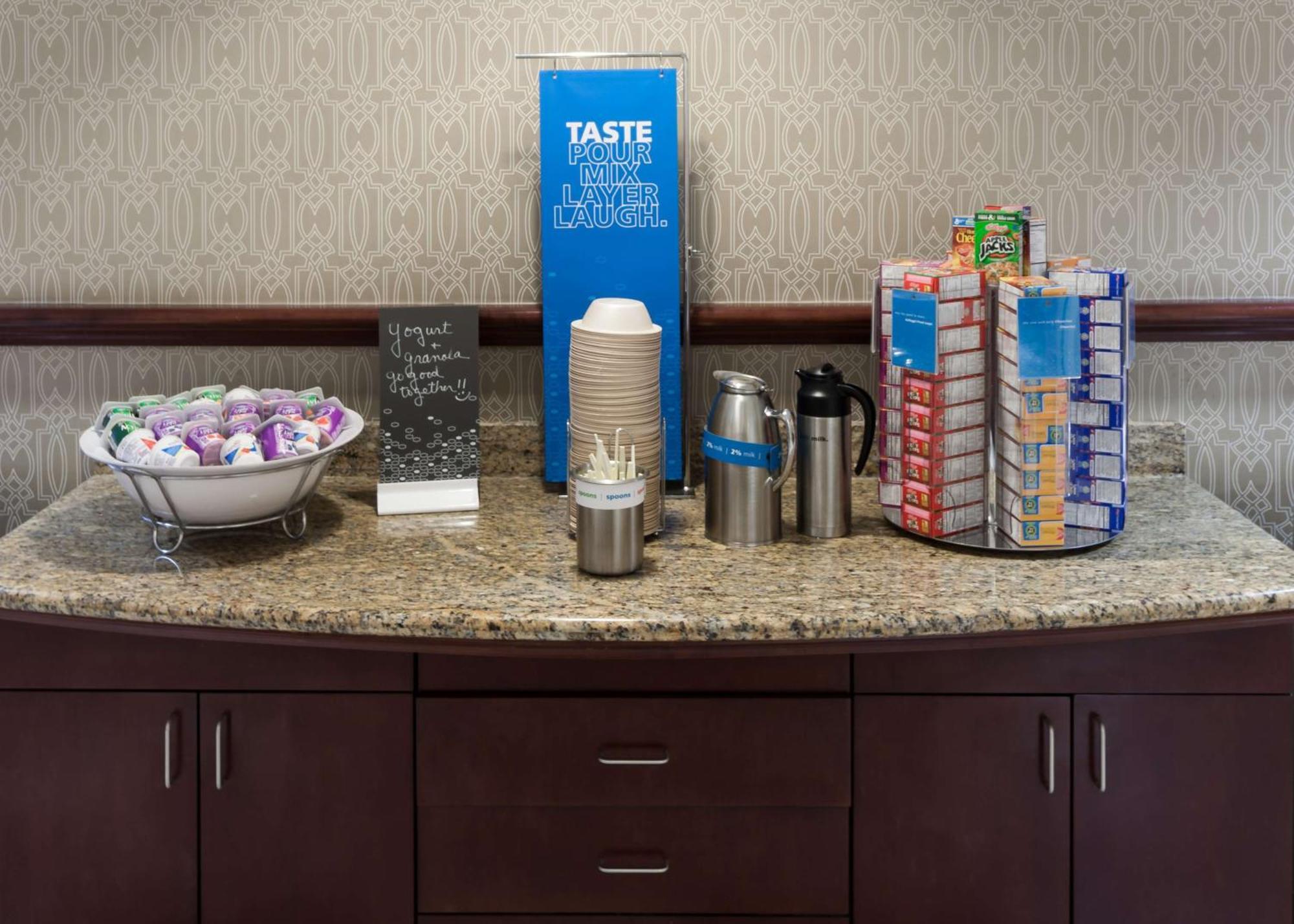 Hampton Inn & Suites Westford-Chelmsford Extérieur photo