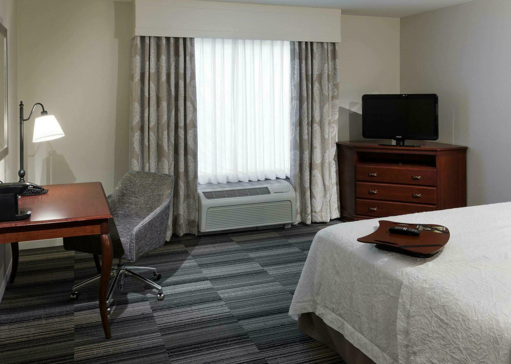 Hampton Inn & Suites Westford-Chelmsford Extérieur photo